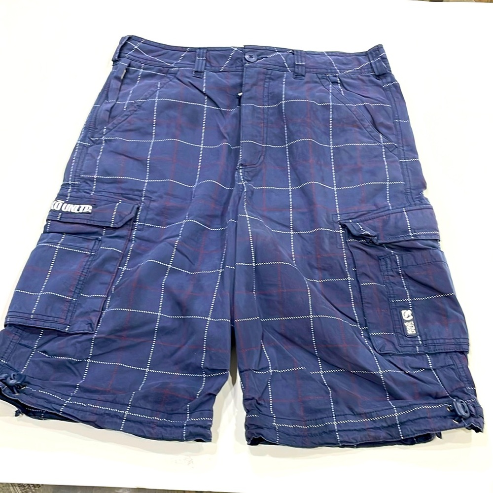 Echo Unlimited blue cargo shorts 32 excellent condition Y2K vintage